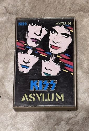 Kiss: Asylum -Cassette 1985 VG+/EX CS15