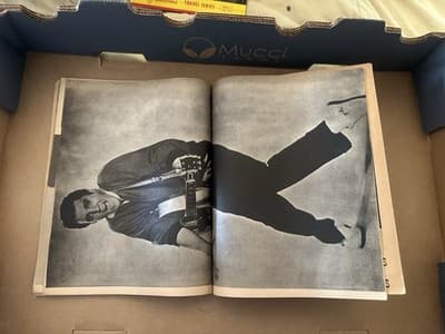 Elvis Presley 1960 New Giant Elvis Pictures Yearbook Magazine - Thumbnail 9
