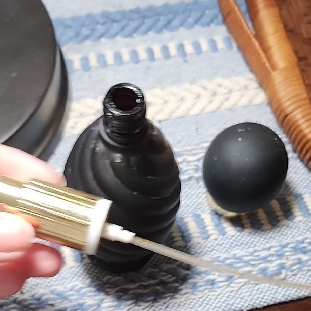 Black and Gold Swirl Empty Refillable Perfume Bottle - Thumbnail 6