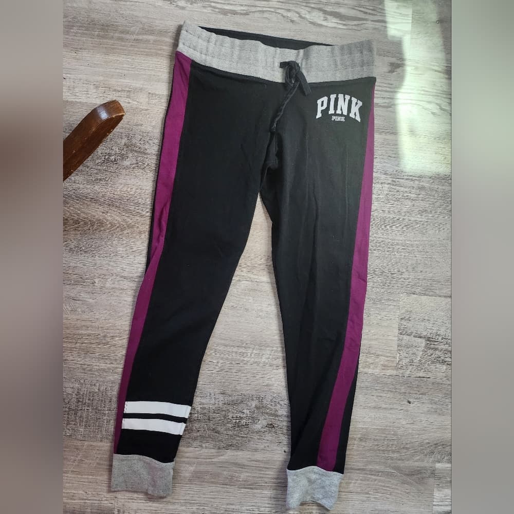 Victoria's Secret PINK Black White And Purple Yoga Jogger Style Leggings - Thumbnail 6