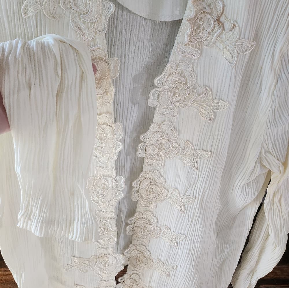 Vintage Floral Lace Trim Crinkle Shrug With Shouldwr Pads - Thumbnail 10