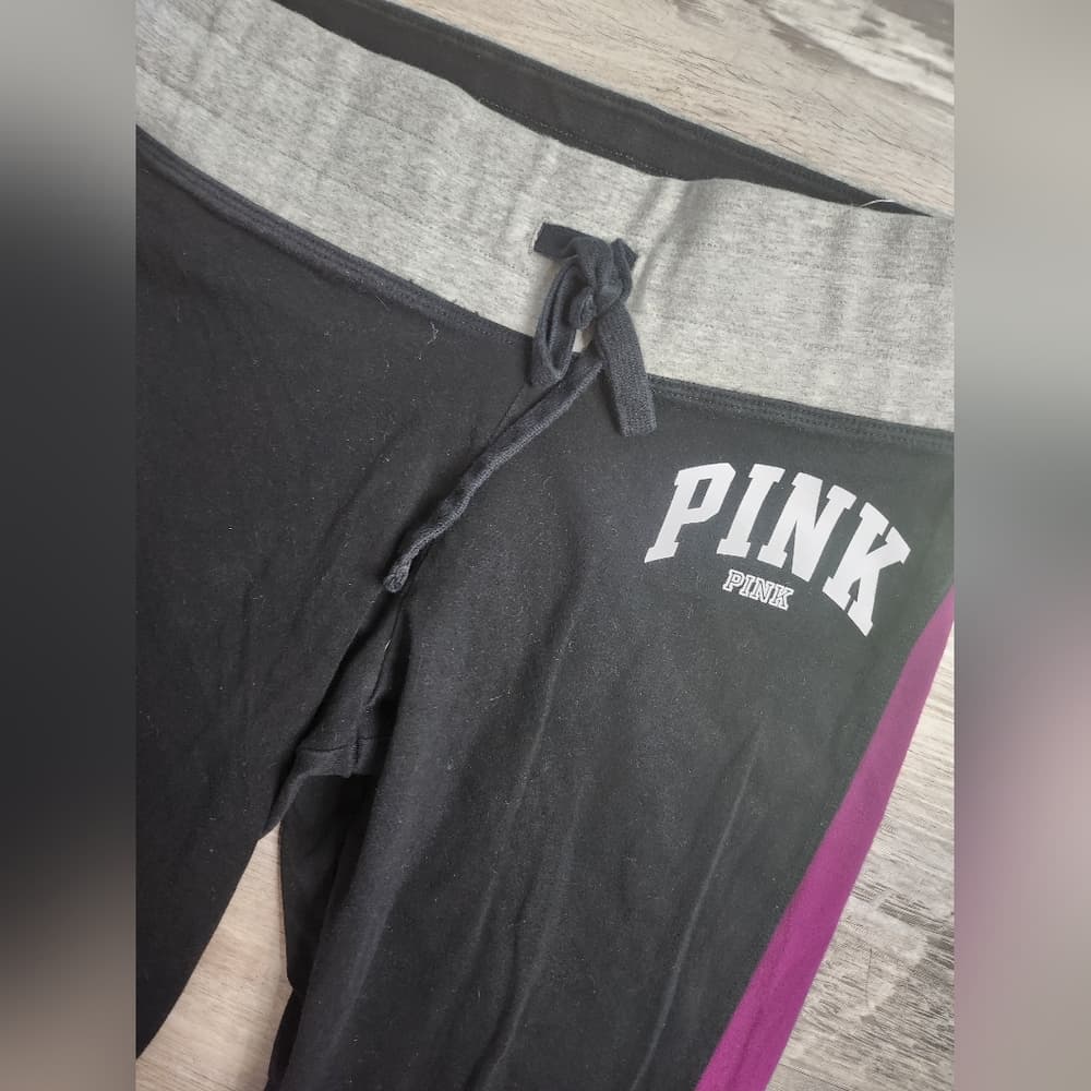 Victoria's Secret PINK Black White And Purple Yoga Jogger Style Leggings - Thumbnail 2