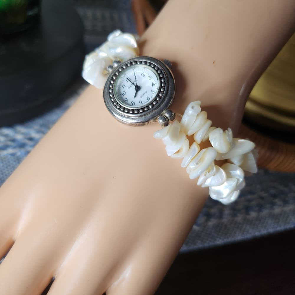 Geneva Mother Of Pearl Stretch Watch Bracelet - Thumbnail 8