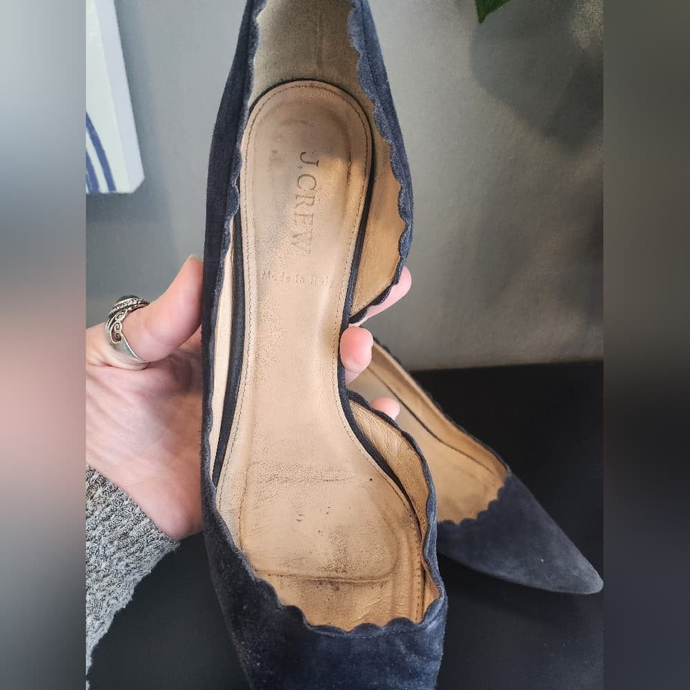 J. Crew Scalloped Edge Navy Blue Suede Pumps Made In Italy - Thumbnail 2