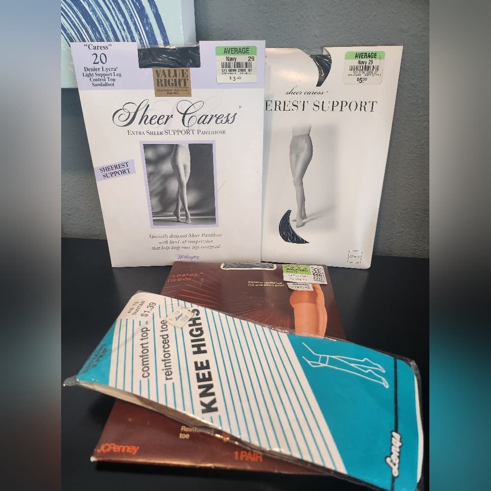 Vintage Navy Sheer Caress Support Pantyhose And Knee High Tights - Thumbnail 9