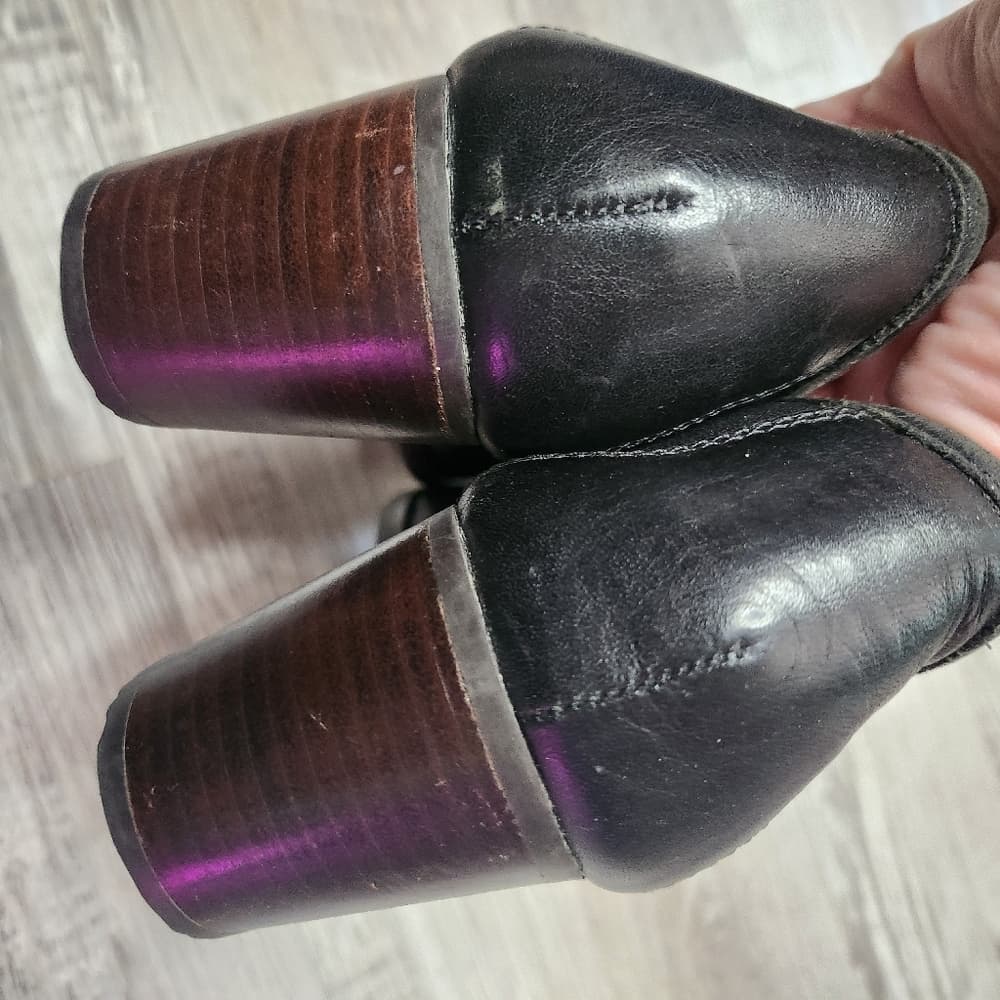 Timberland Black Leather Slip-On Loafer Style Heels With Mock Toe - Thumbnail 10