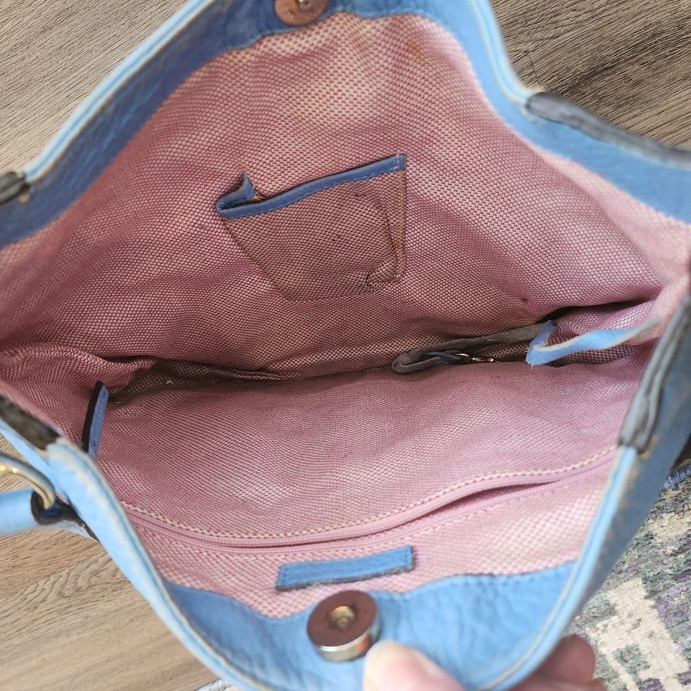 Dooney & Bourke Blue and Gold Shoulder Bag with Elegant Design - Thumbnail 4