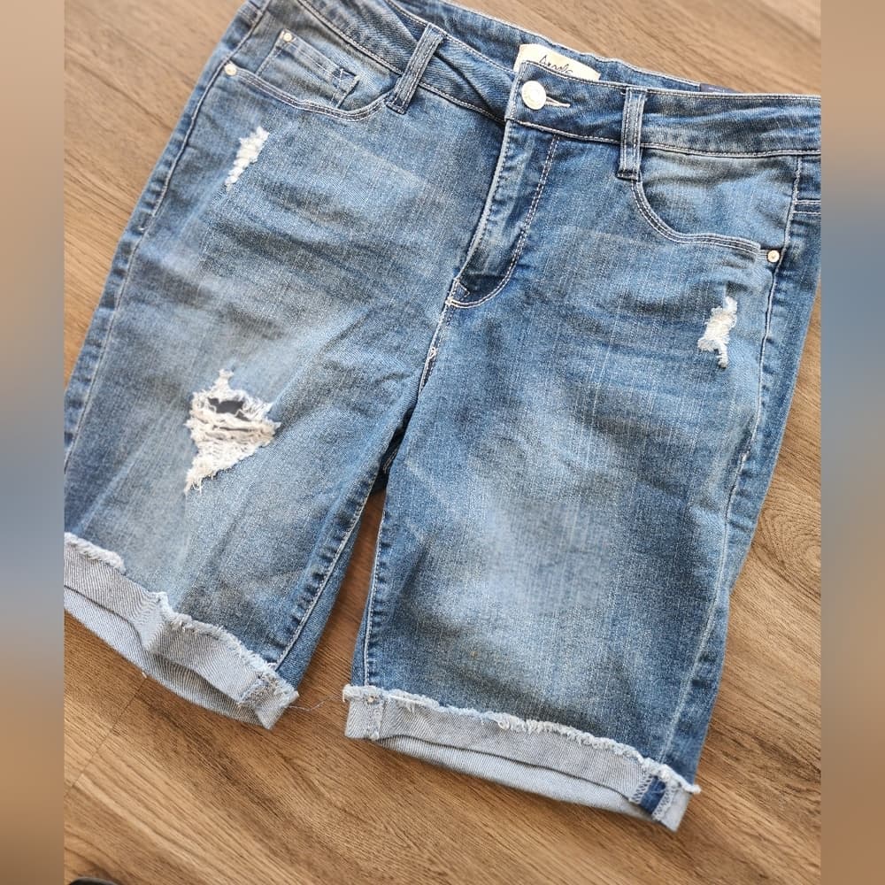 Angels Distressed Denim Stretchy Bermuda Jean Shorts - Thumbnail 9