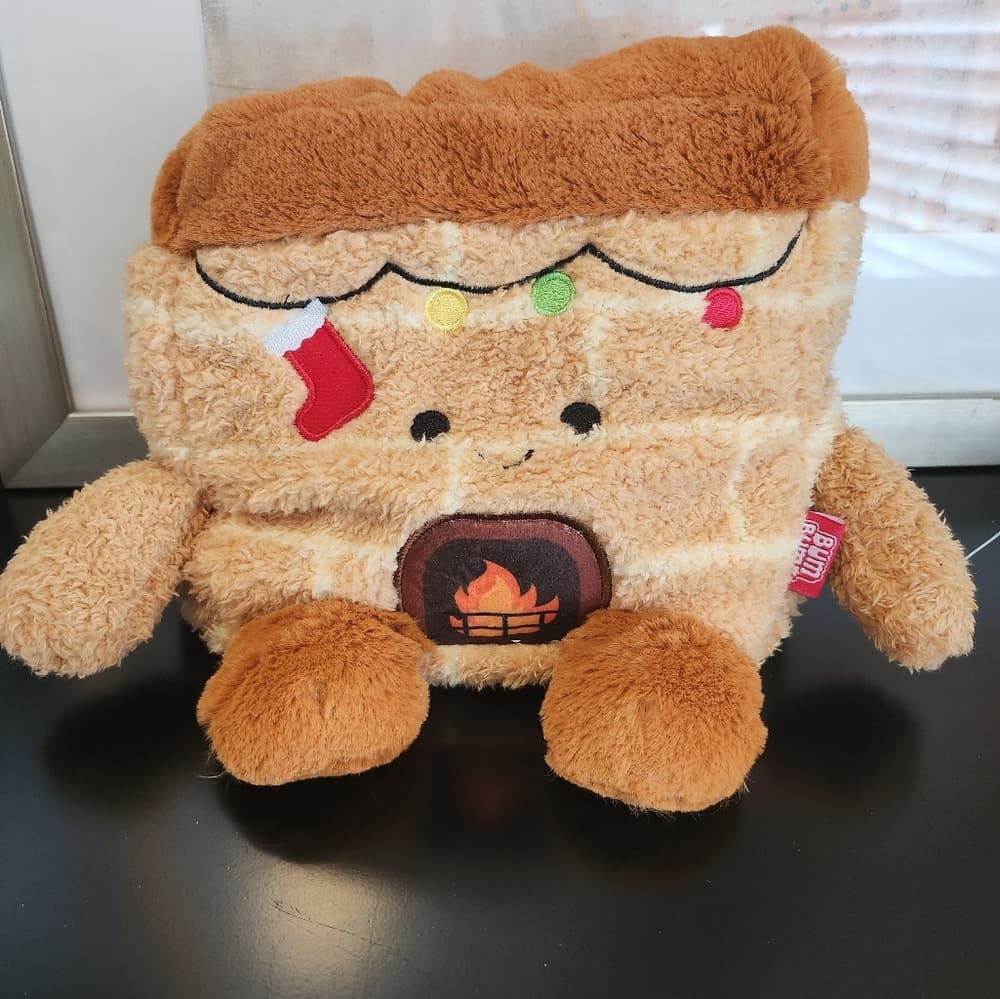 Bum Bumz Plush Holiday Fireplace with Red and White - Thumbnail 9