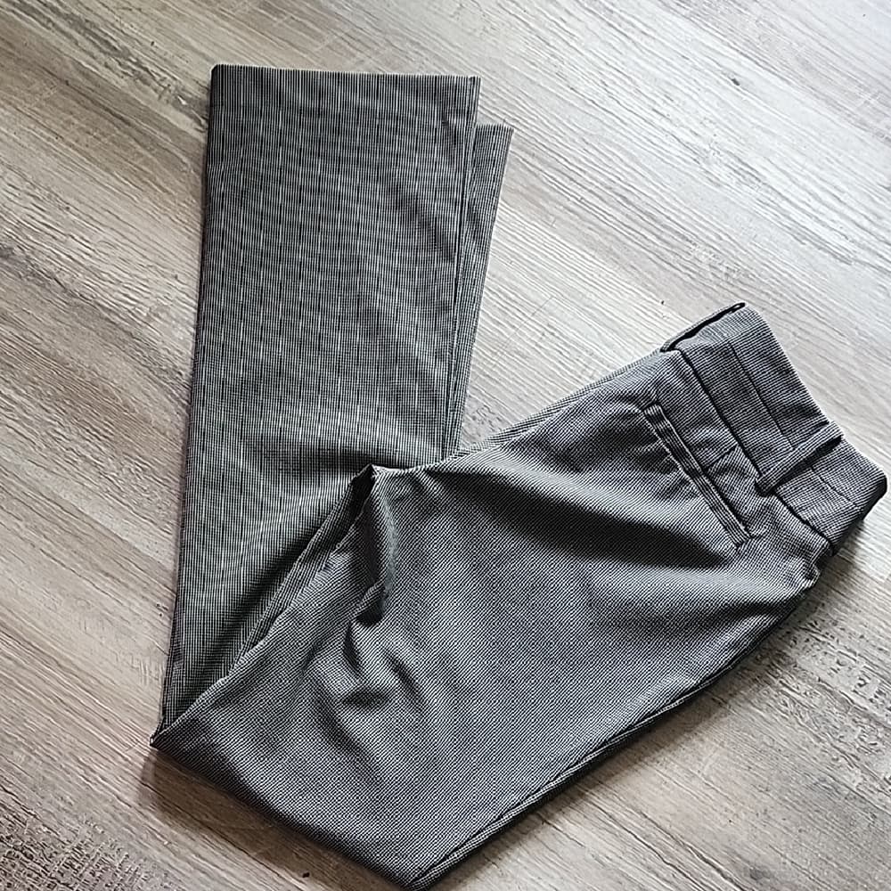 New York & Company Gray Trousers Slim Fit Business Casual