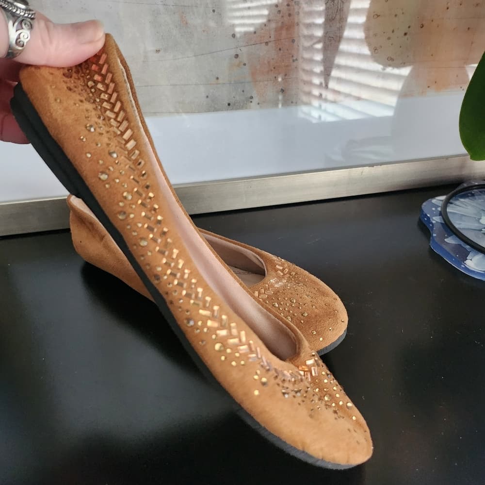 Comfortable Tan Flats with Gold Bedazzled Accents