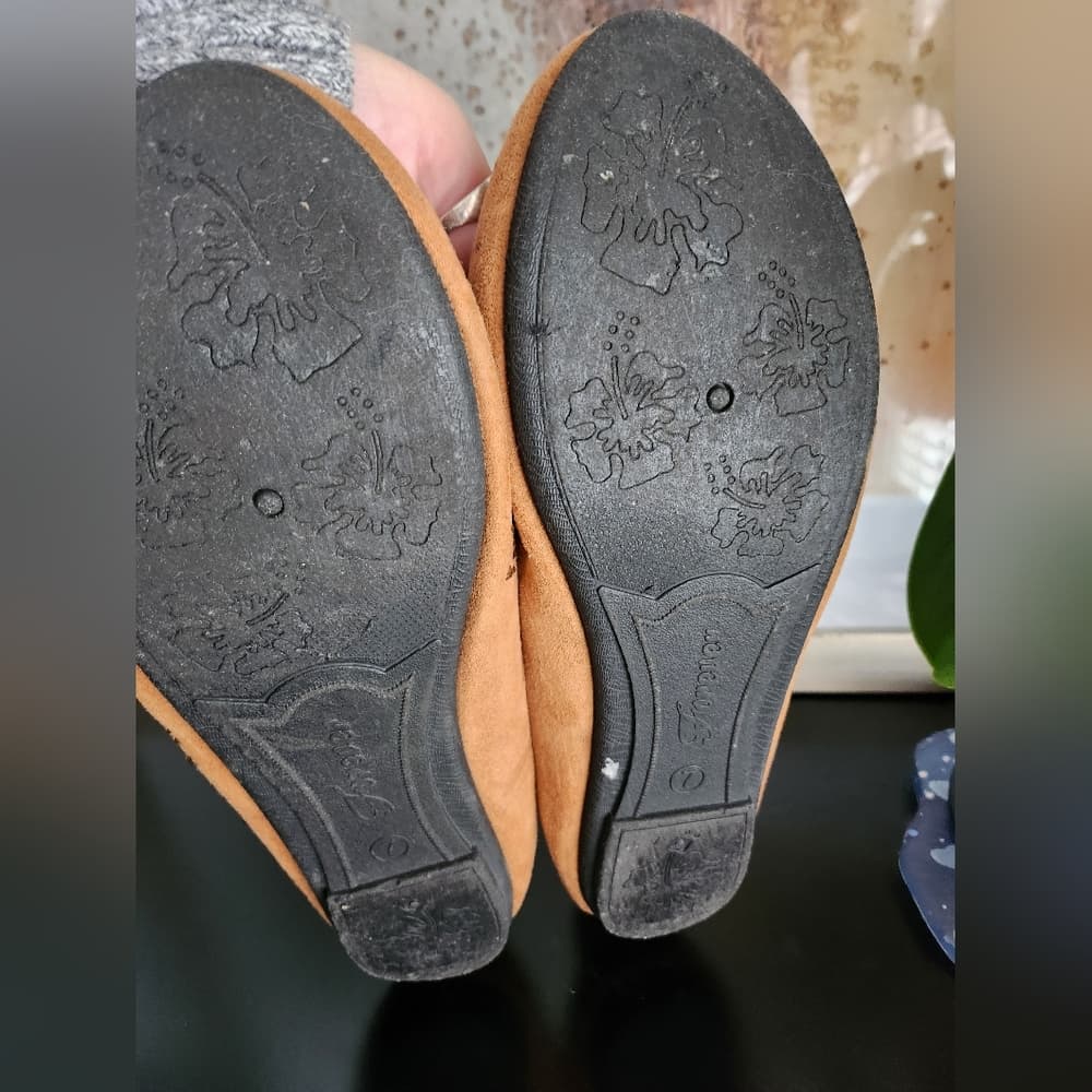 Comfortable Tan Flats with Gold Bedazzled Accents - Thumbnail 8