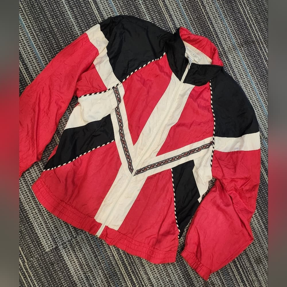 Funky 1980s Amanda Smith Red and Black Windbreaker With Shoulder Pads