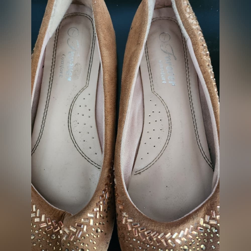 Comfortable Tan Flats with Gold Bedazzled Accents - Thumbnail 7