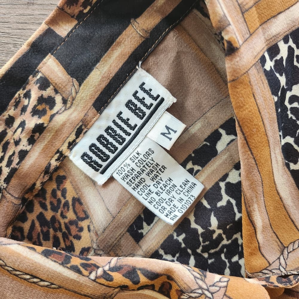 Robbie Bee Animal Print Button Down Silk Shirt - Thumbnail 2