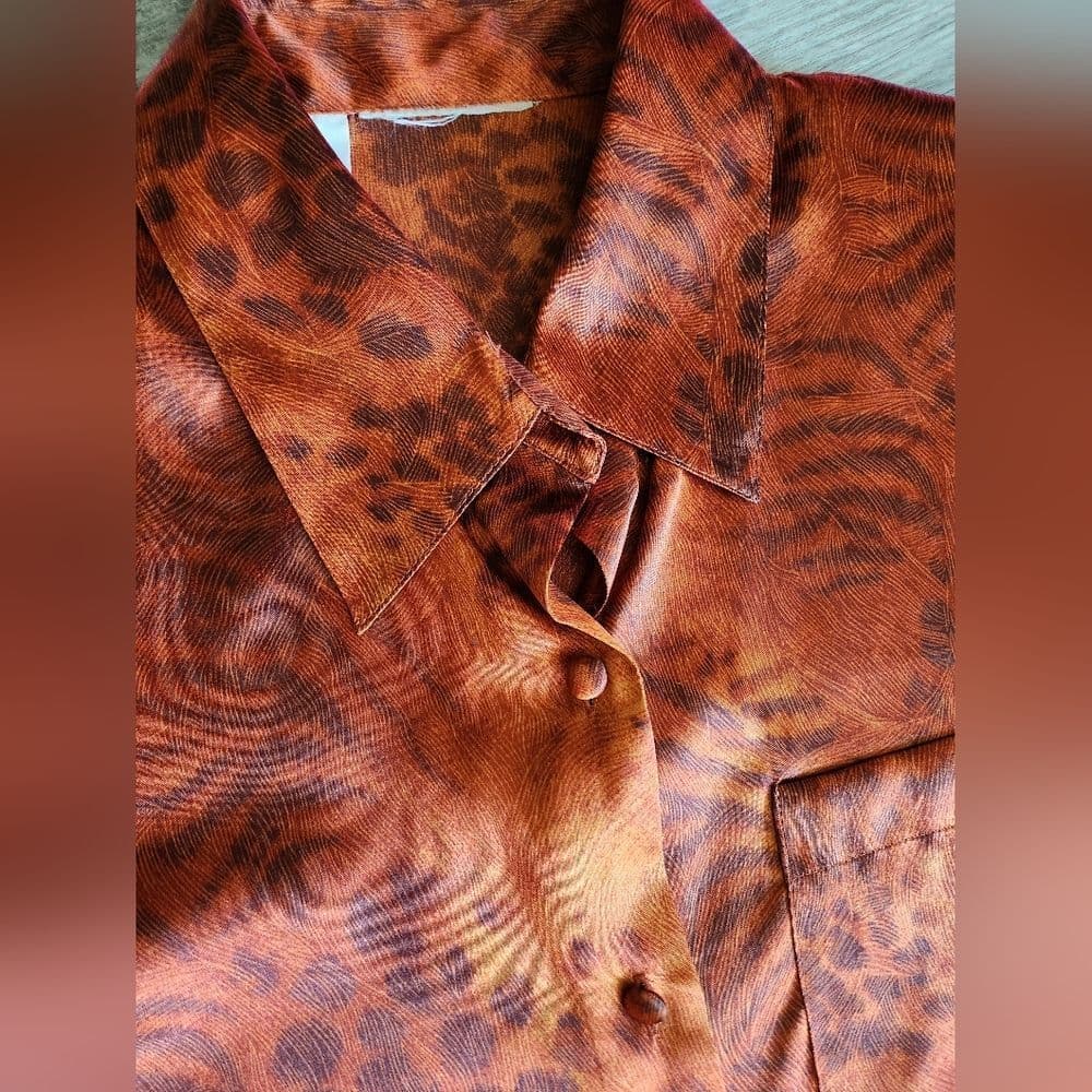 Vintage Burnt Orange Animal Print Polyester Long Sleeve Button Down Shirt - Thumbnail 5