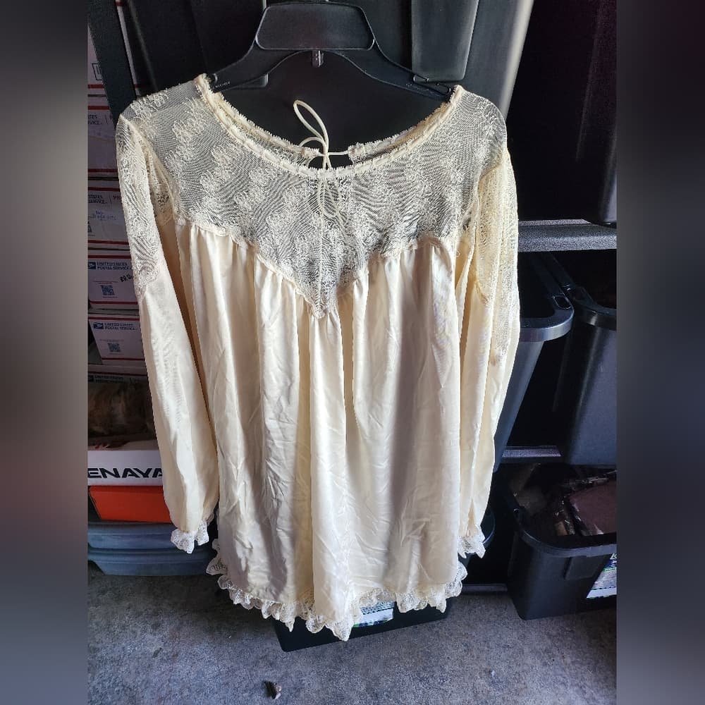 Vintage Cream Ruffled 3/4 Sleeve Bib Collar Chemise - Thumbnail 4