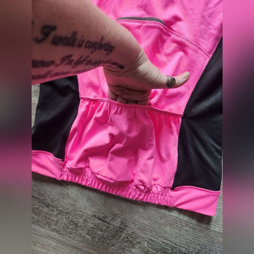 Victoria's Secret Pink and Black Cycling Athletic Sleeveless Top - Thumbnail 5