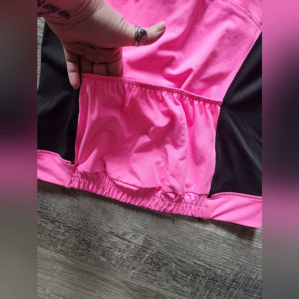 Victoria's Secret Pink and Black Cycling Athletic Sleeveless Top - Thumbnail 6