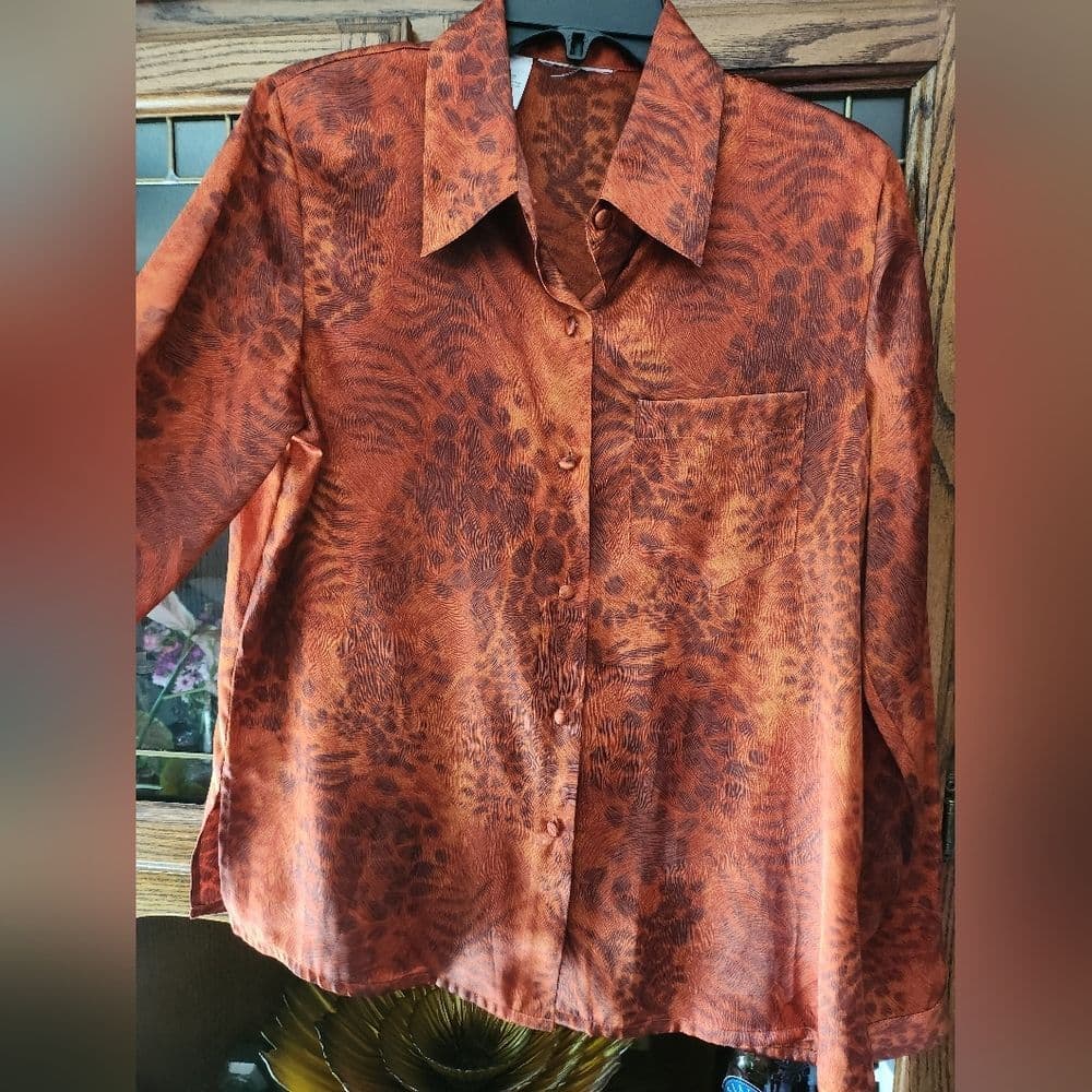 Vintage Burnt Orange Animal Print Polyester Long Sleeve Button Down Shirt