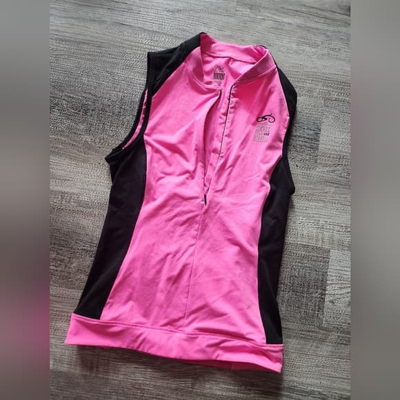 Victoria's Secret Pink and Black Cycling Athletic Sleeveless Top - Thumbnail 8