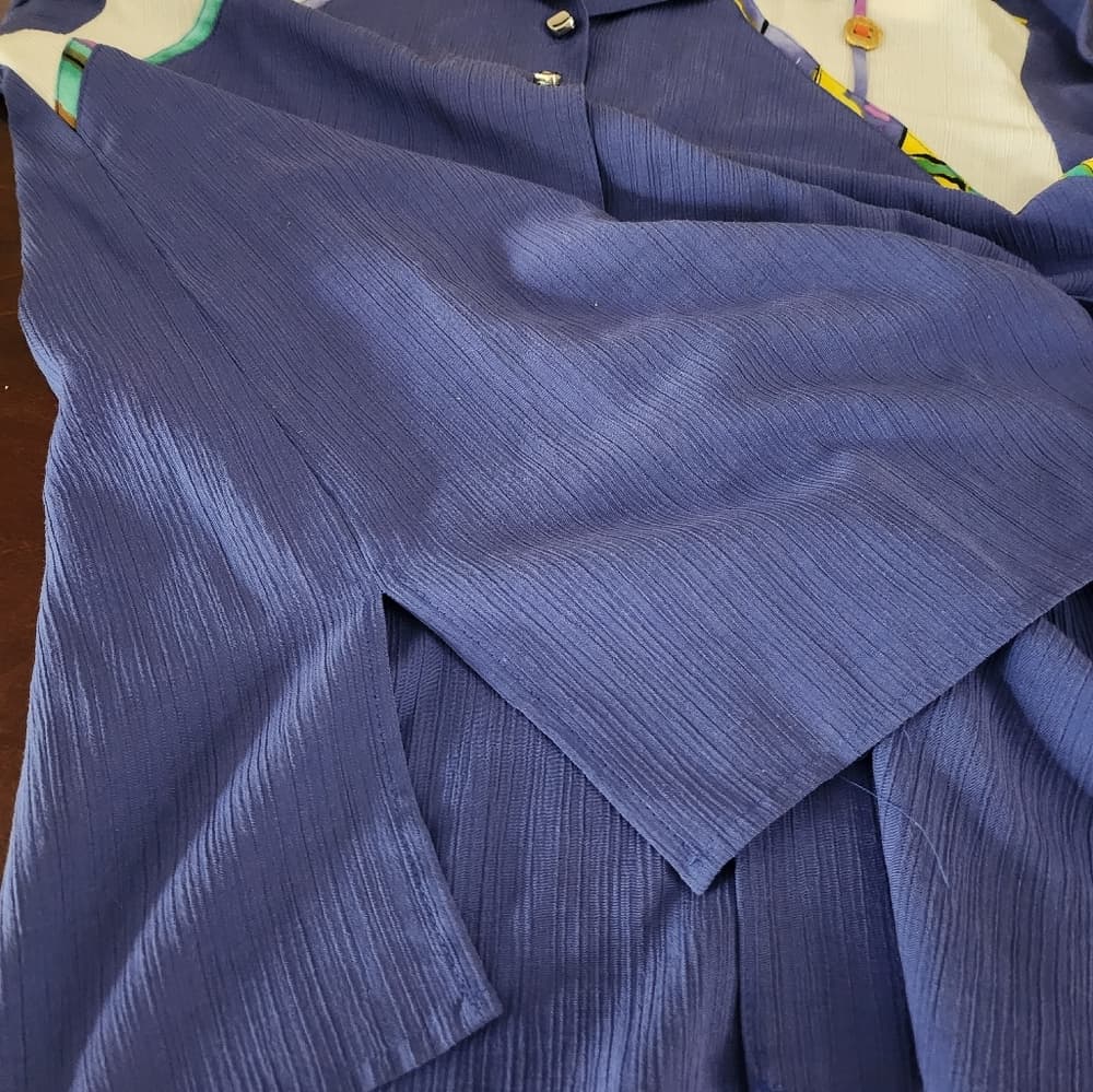 Vibrant Blue Vintage GW Button-Up Western Style Shirt with Metal Accents - Thumbnail 11