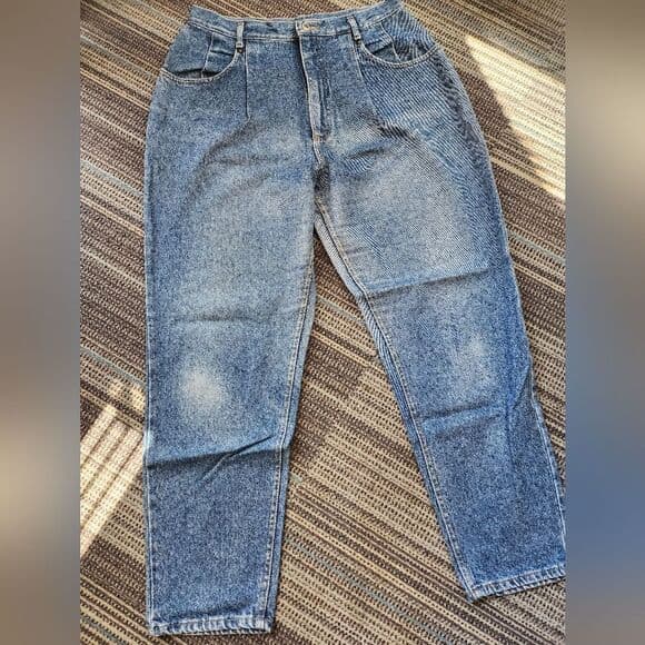 Vintage High Rise Blue Lee Jeans with Classic Denim Look Pleated And Faded - Thumbnail 12