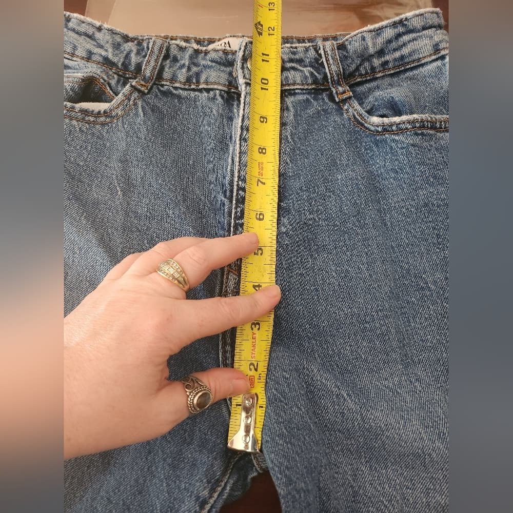 Zara Blue Straight Leg Jeans with Timeless Denim Appeal - Thumbnail 8