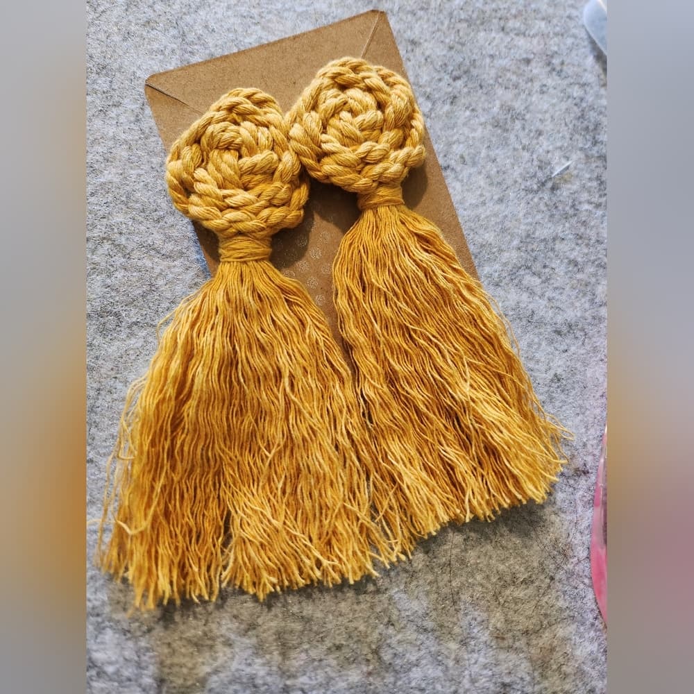Green Handmade Macrame Pinwheel and Fringe Statement Tassel Earrings - Thumbnail 7