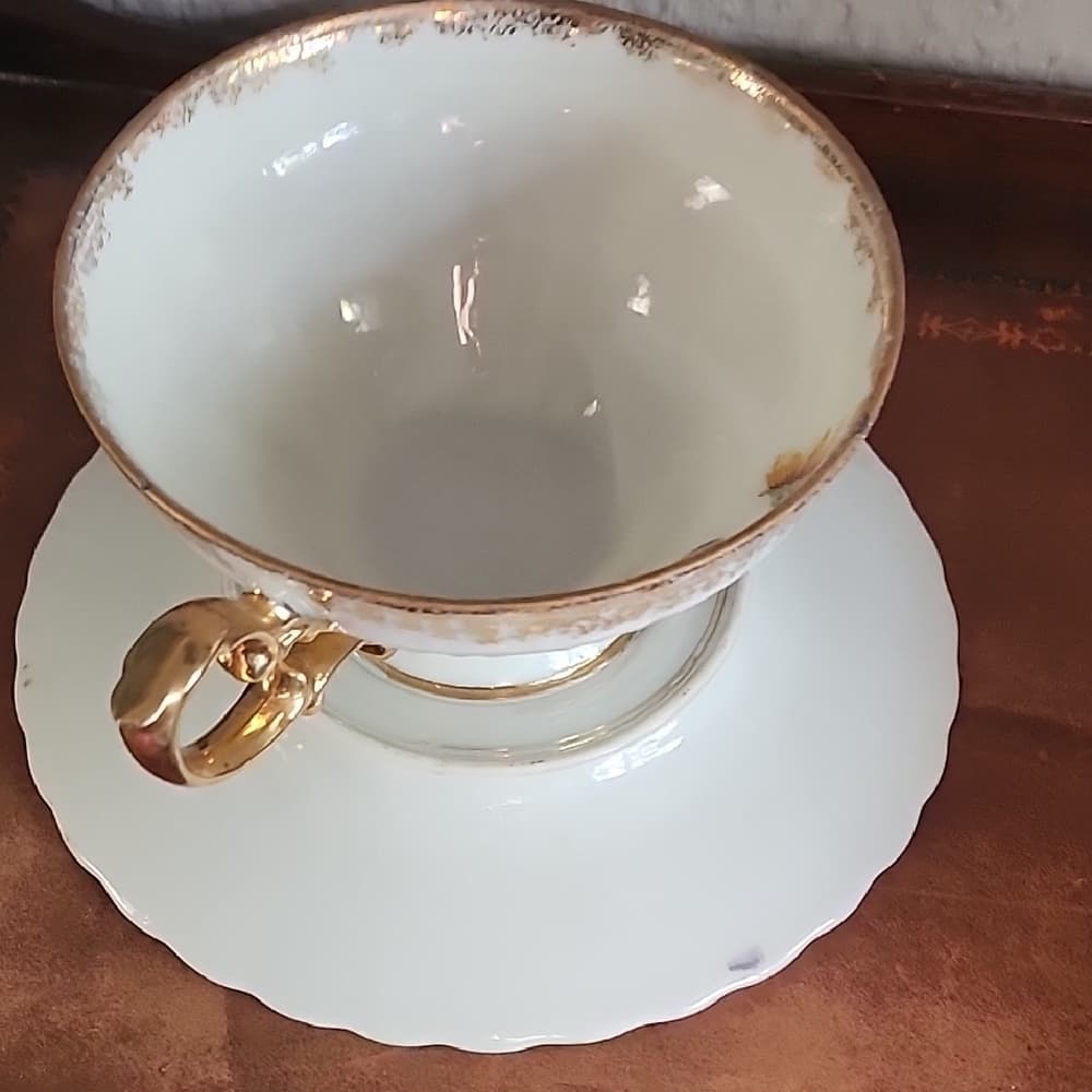 Upcycled Vintage Floral China Pedestal Dish with Gold Accents - Thumbnail 3