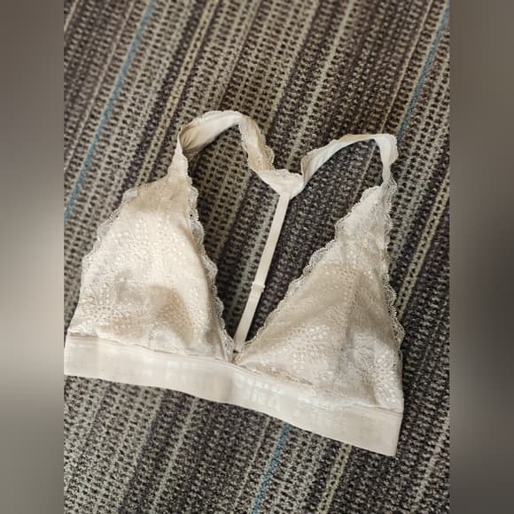 PINK Victoria's Secret Cream Lace Bralette - Thumbnail 6