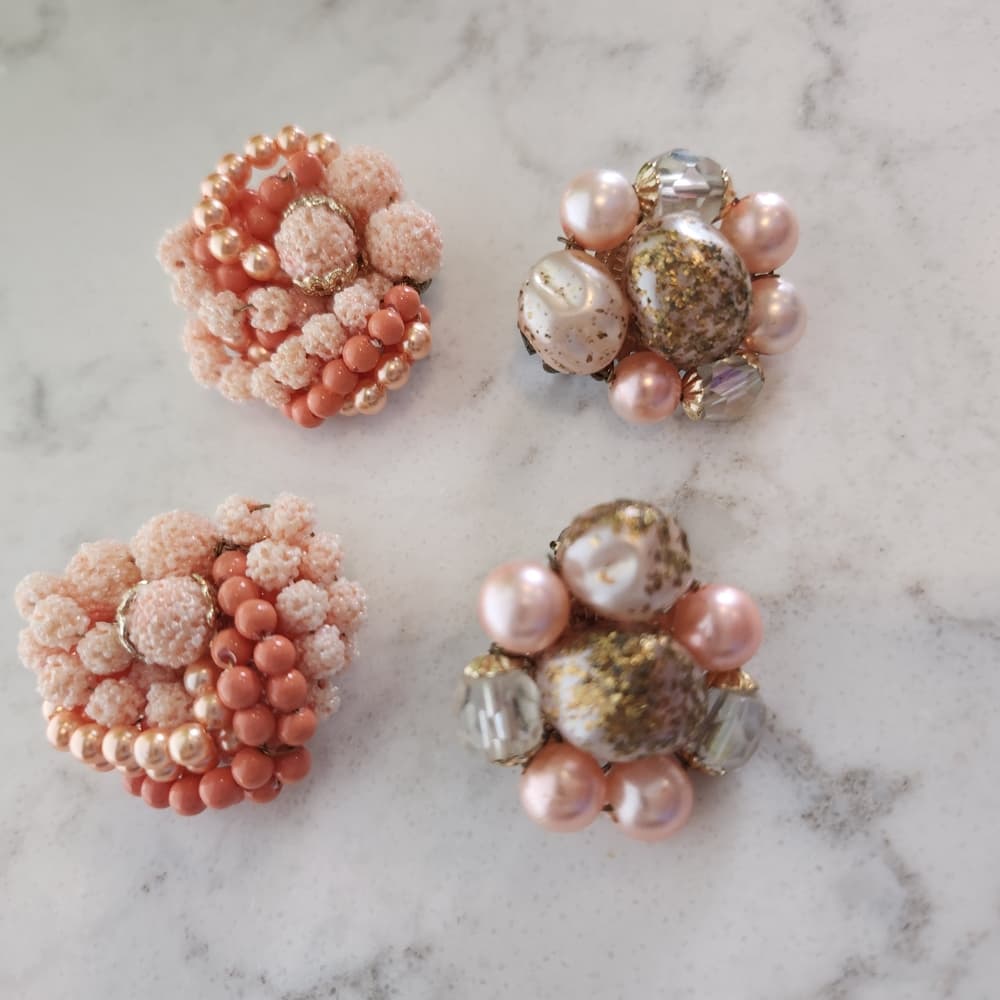 Vintage Acrylic Pink and Gold Beaded Clip On Costume Earrings - Thumbnail 5