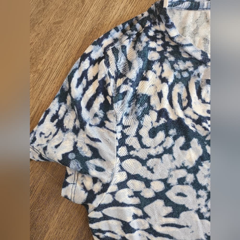 Calvin Klein Blue and White Patterned Top - Thumbnail 3