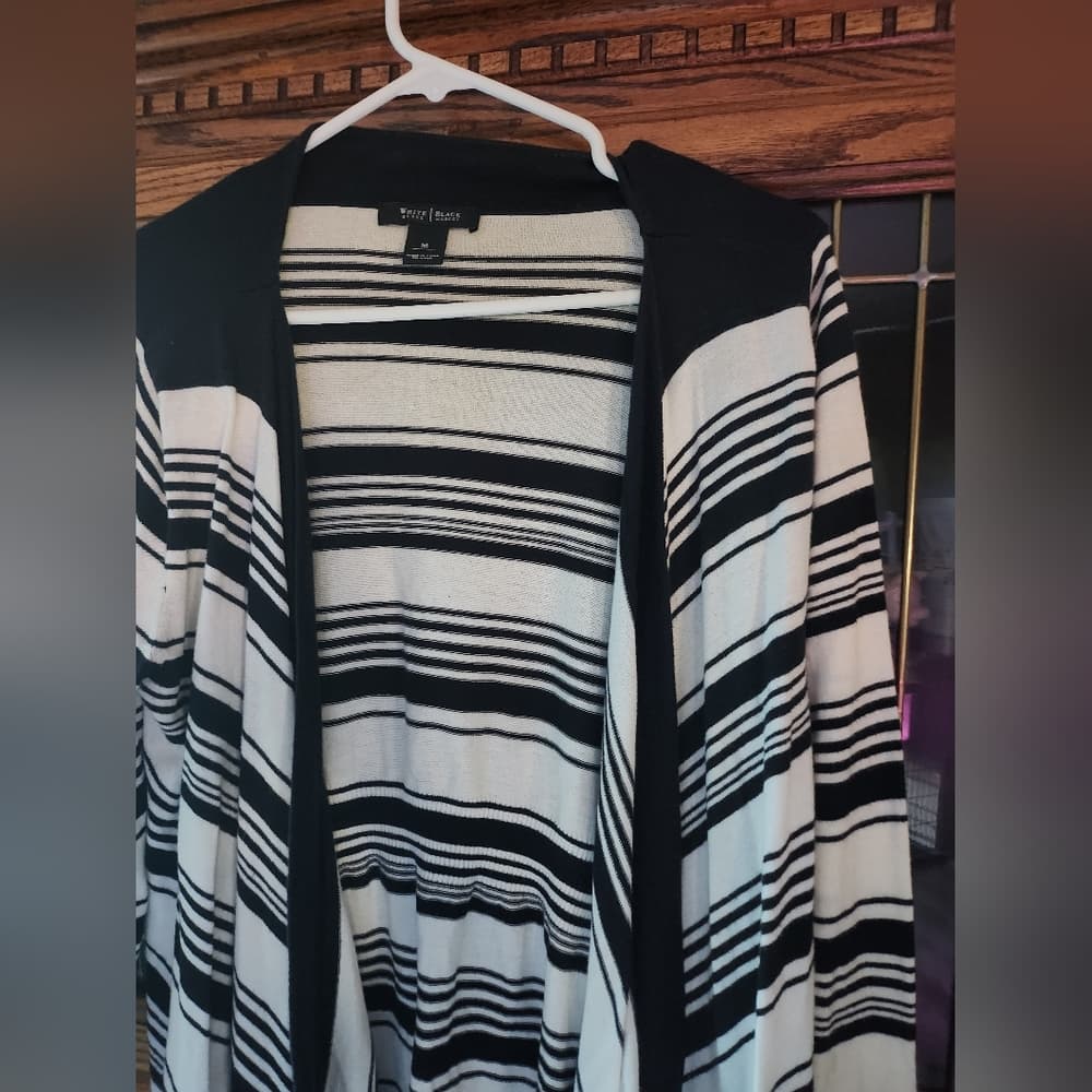 Monochrome Striped Black and White Angled Cardigan Sweater - Thumbnail 7