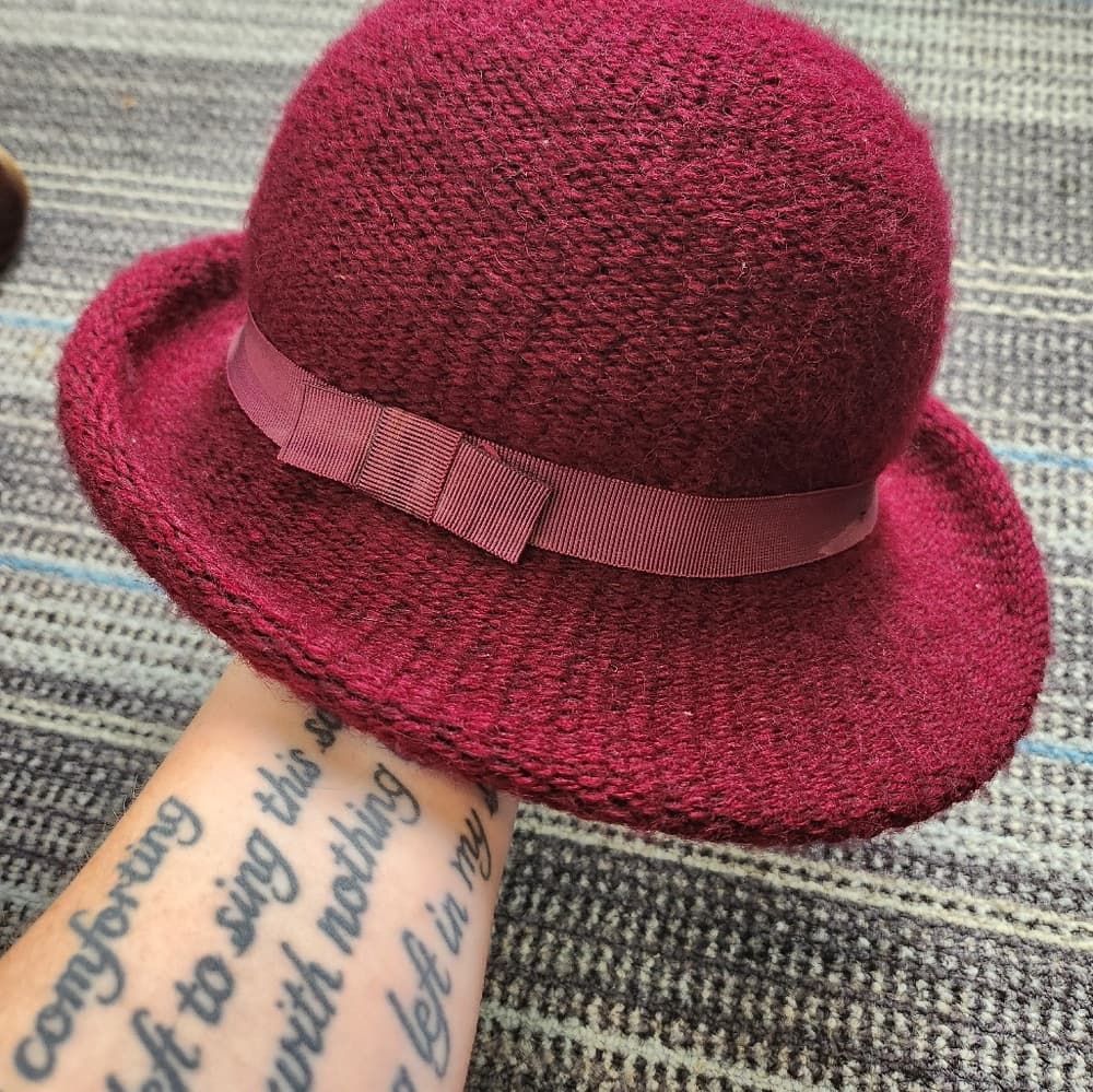 Vintage Jennifer Moore Ruby Red Upturn Brim 20s Style Hat - Thumbnail 4