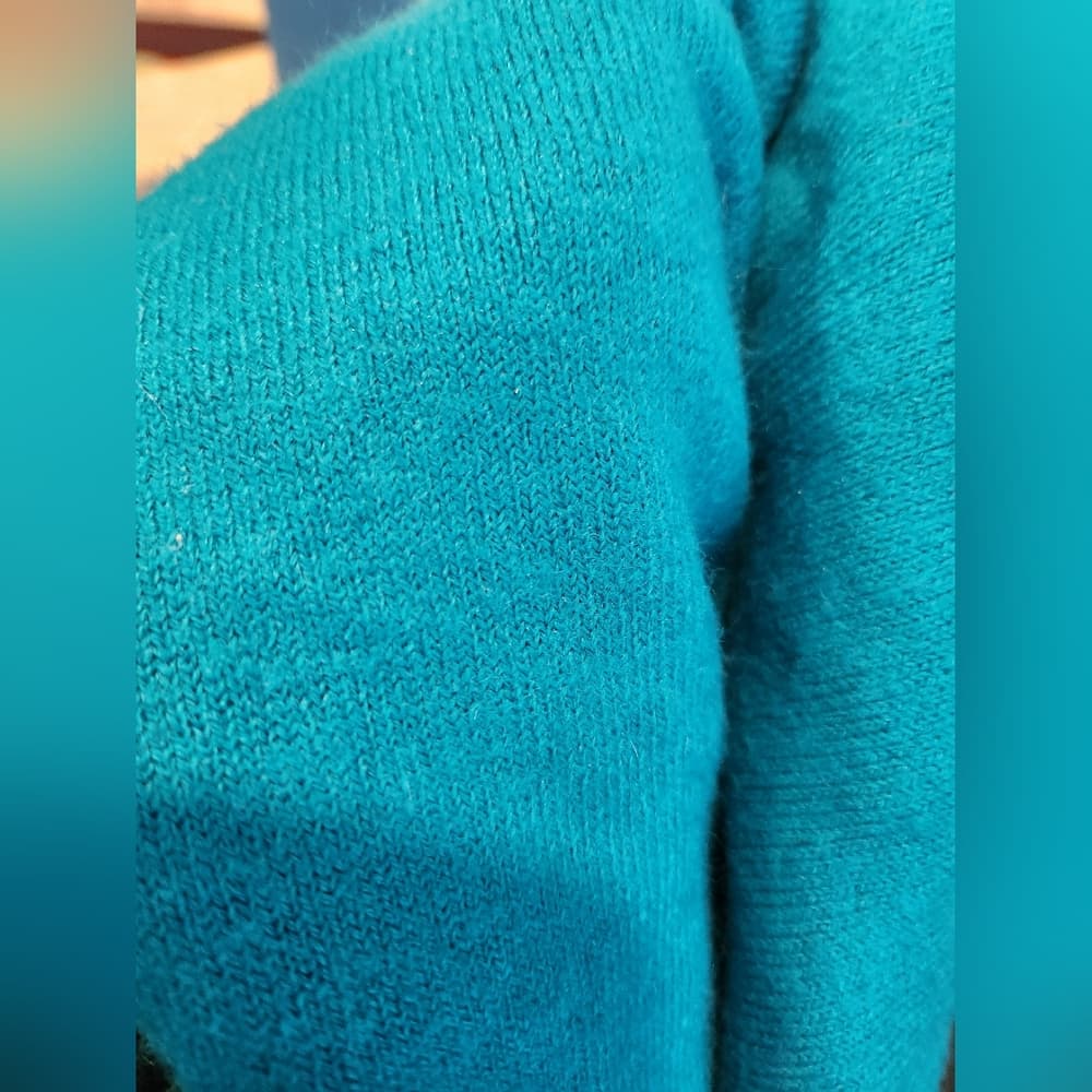 Vintage Pierre Cardin Teal Soft V Neck Pullover Sweater - Thumbnail 4
