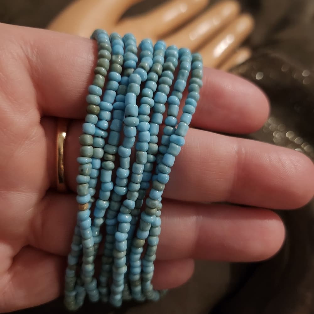 Turquoise Color Beaded Mother of Pearl Shell Stretchy Bracelet - Thumbnail 3