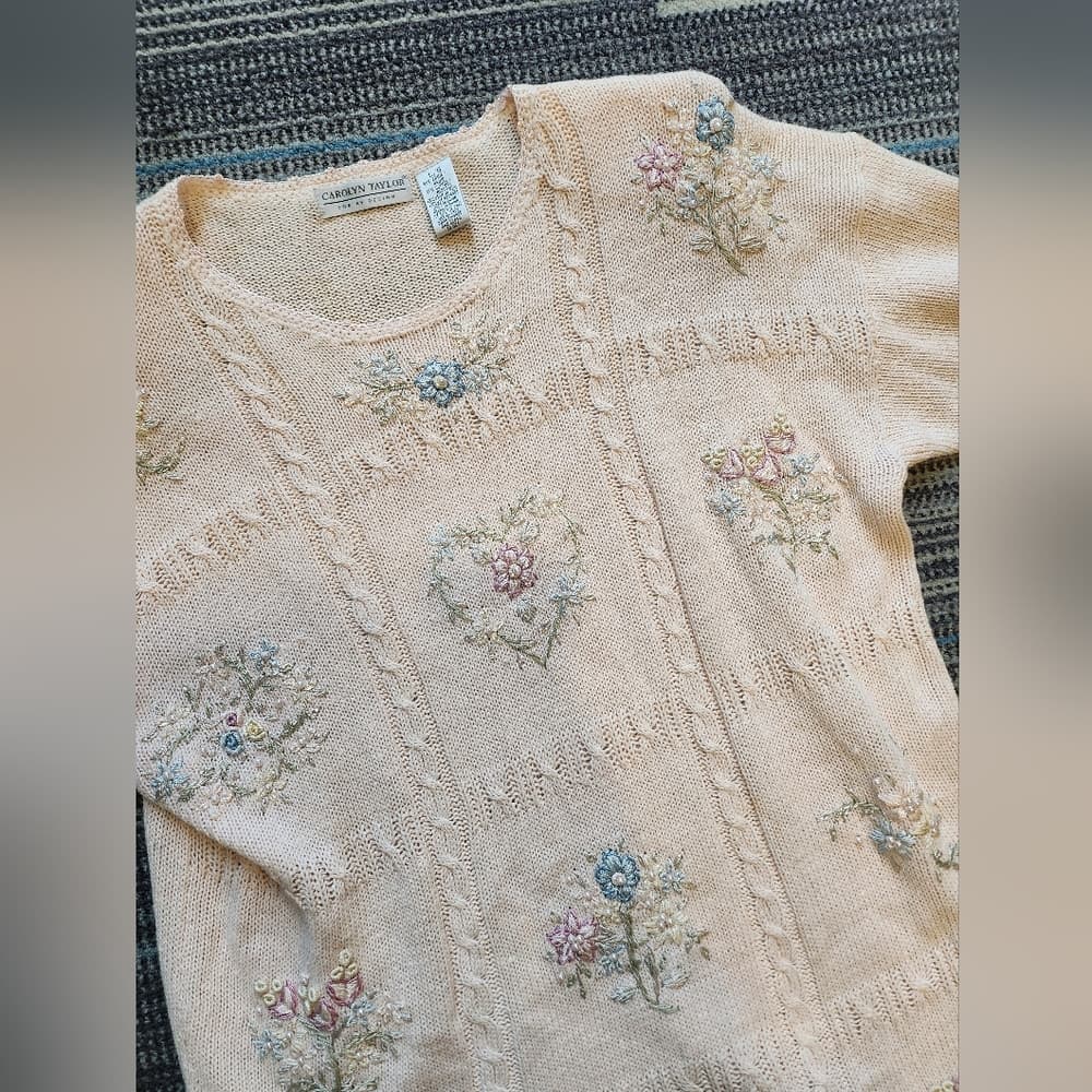 Vintage Carolyn Taylor Soft Pink Emroidered Beaded Floral 90s Sweater - Thumbnail 2