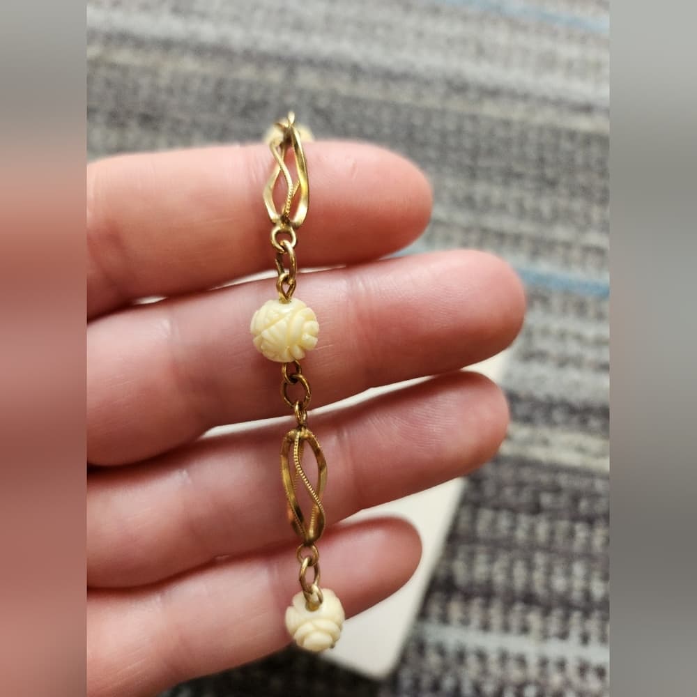 Vintage Gold Tone Filigree Faux Ivory Carved Rose Flower Bracelet - Thumbnail 3