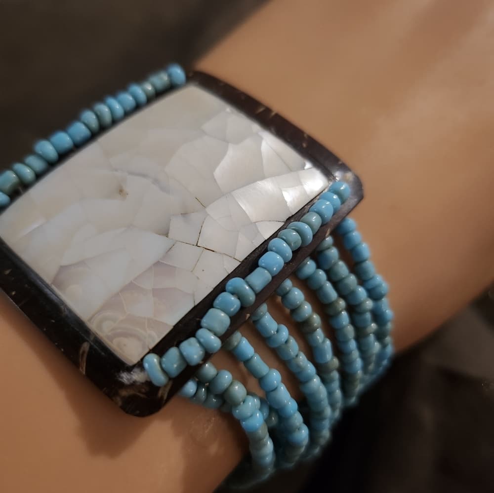Turquoise Color Beaded Mother of Pearl Shell Stretchy Bracelet - Thumbnail 2