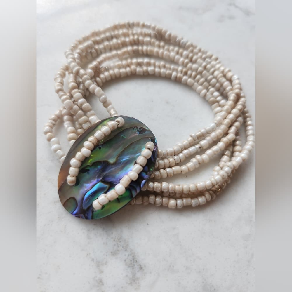 Pretty Beaded Stretchy Abalone Shell with Multi Strand Cream Sead Beads - Thumbnail 6