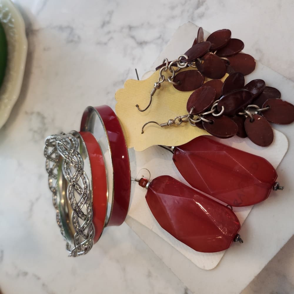 Jewelry Bundle Red and Silver Bangle Bracelets And Earrings - Thumbnail 2