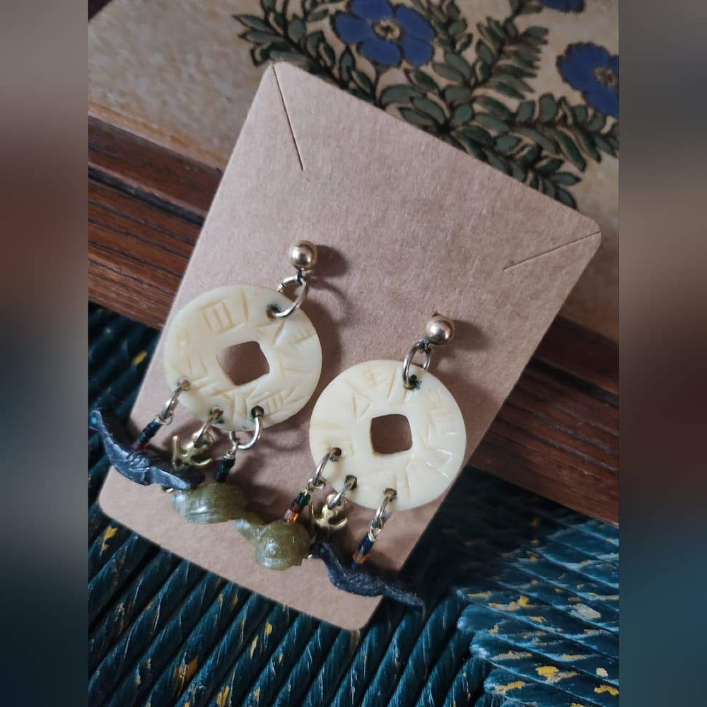Tribal Style Carved Bone Animal Gemstone Post Back Earrings - Thumbnail 8