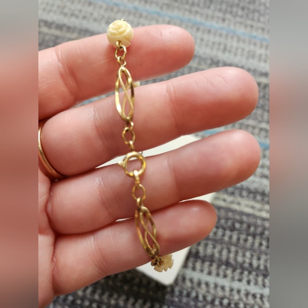 Vintage Gold Tone Filigree Faux Ivory Carved Rose Flower Bracelet - Thumbnail 4