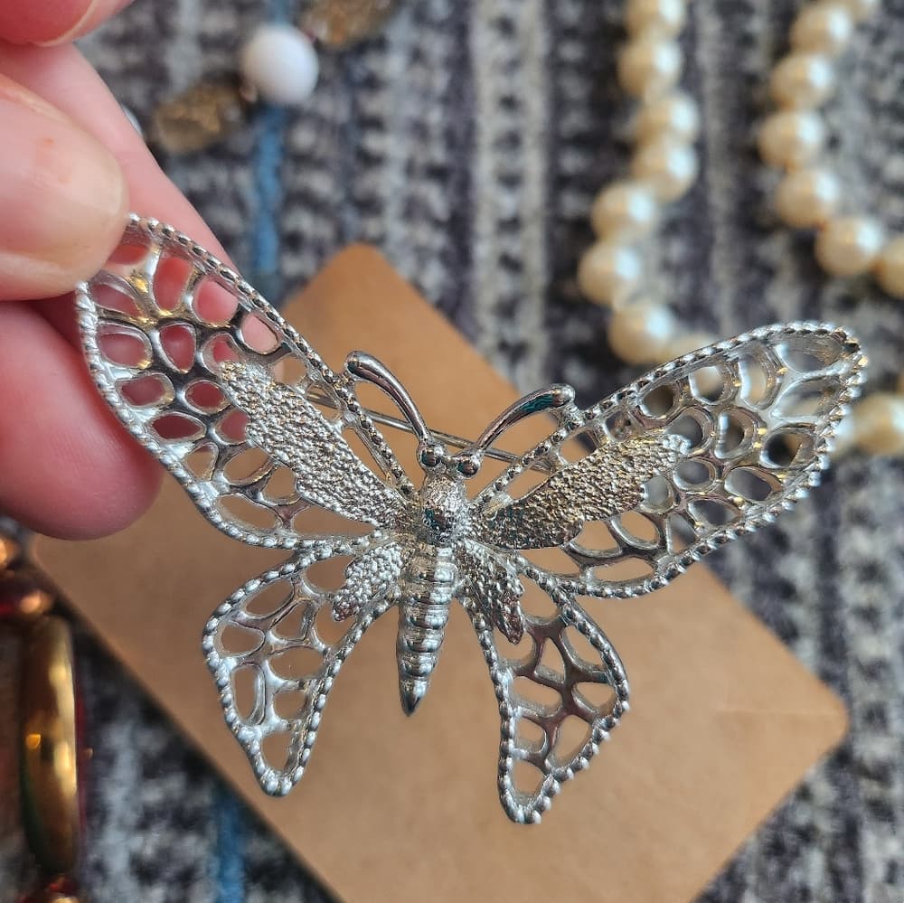 Vintage Silver Tone Sarah Coventry Butterfly Brooch Stamped - Thumbnail 4