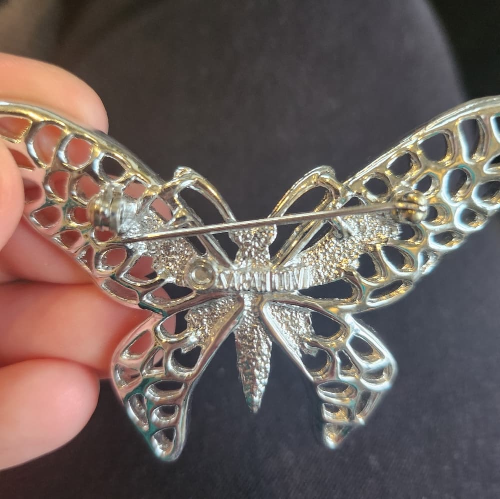 Vintage Silver Tone Sarah Coventry Butterfly Brooch Stamped - Thumbnail 2