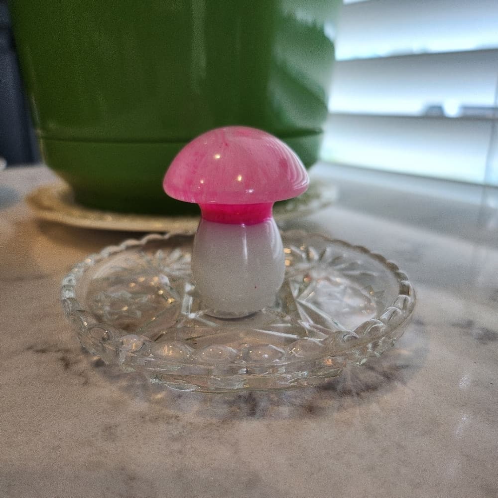 Vintage Glass with Pink Resin Mushroom Jewelry Holder Trinket Dish - Thumbnail 5