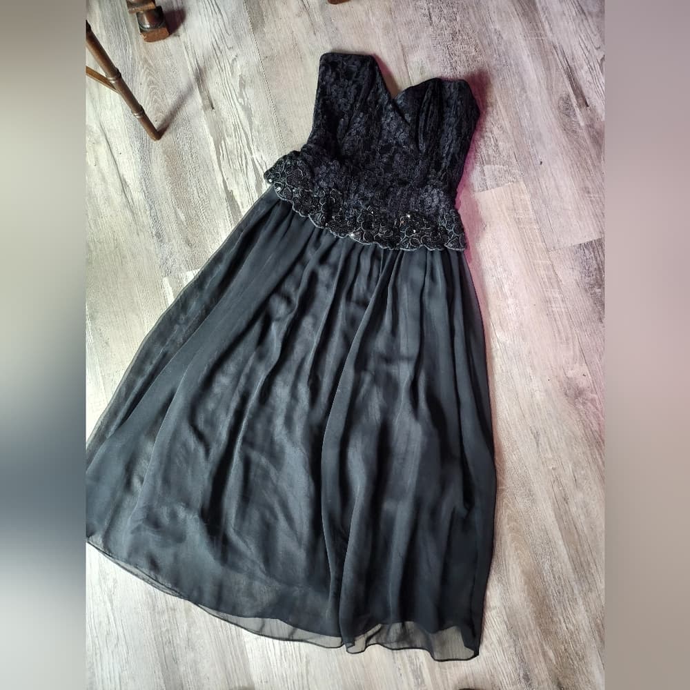 Vintage Scott McClintock Black Formal Lace and Sequin Flowy Strappless Dress - Thumbnail 13