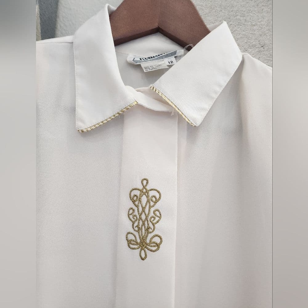 Vintage Notations White Polyester Gold Emboidered Long Sleep Button Up Blouse - Thumbnail 2