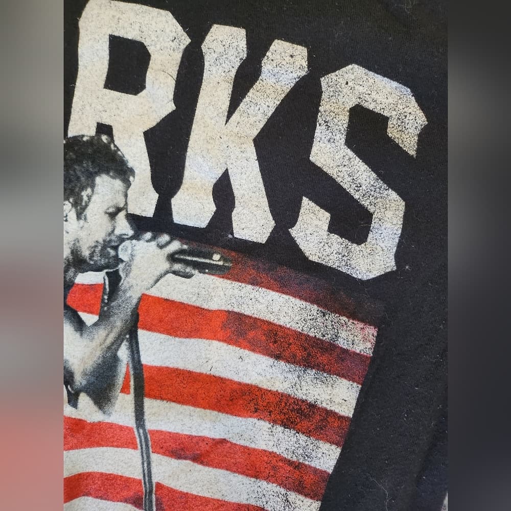 Dierks Bently Concert Tour Band Tee Black American Flag Shirt - Thumbnail 6